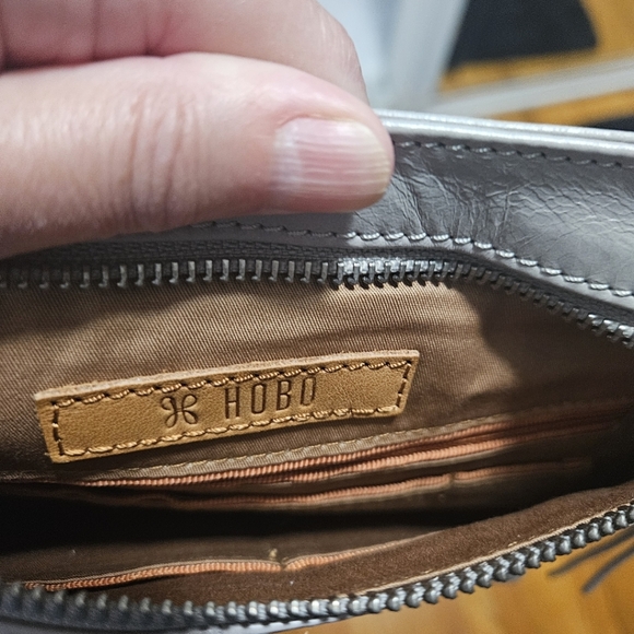 HOBO Silver Leather Cambel Crossbody Bag - Picture 4 of 8